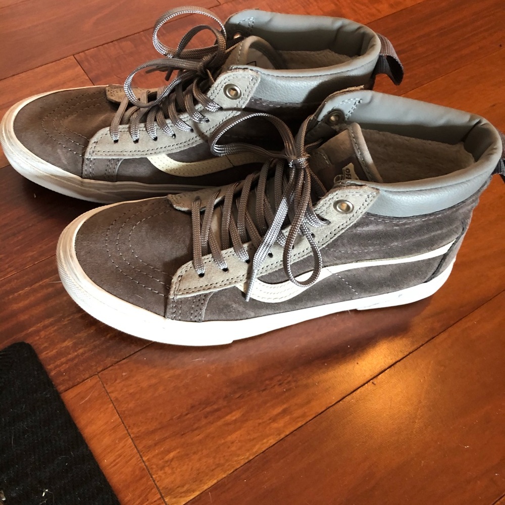 Vans - Picture 2 of 3